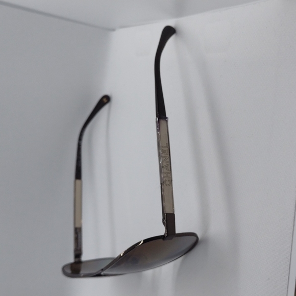 Chanel polarized aviator sunglasses 4179 brown lenses - Picture 2 of 7